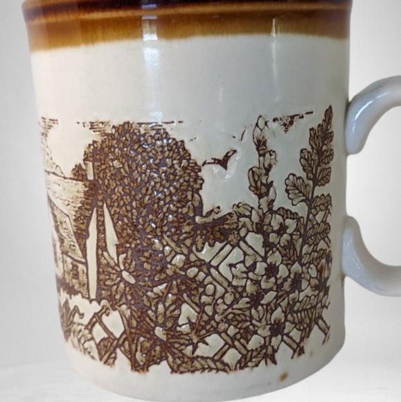 Vintage Bilton’s England Coffee Mug Bilton's Embossed English Village - Picture 2 of 10